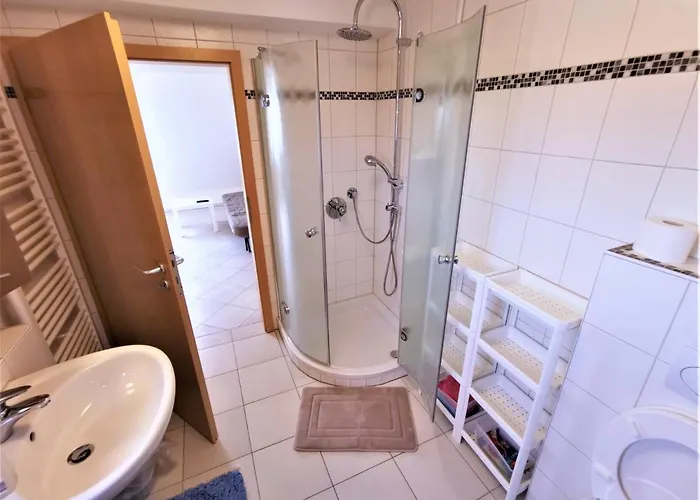 Business Apartments Grossostheim 아파트 *
