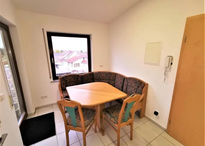 Business Apartments Grossostheim 아파트 *